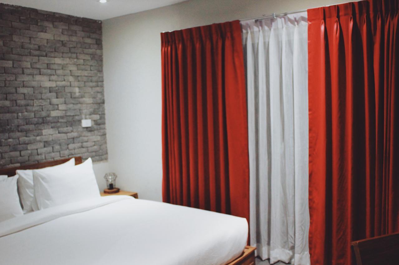 בנגקוק Henry'S Hotel & Gastropub מראה חיצוני תמונה