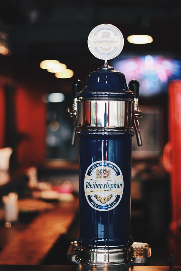 בנגקוק Henry'S Hotel & Gastropub מראה חיצוני תמונה