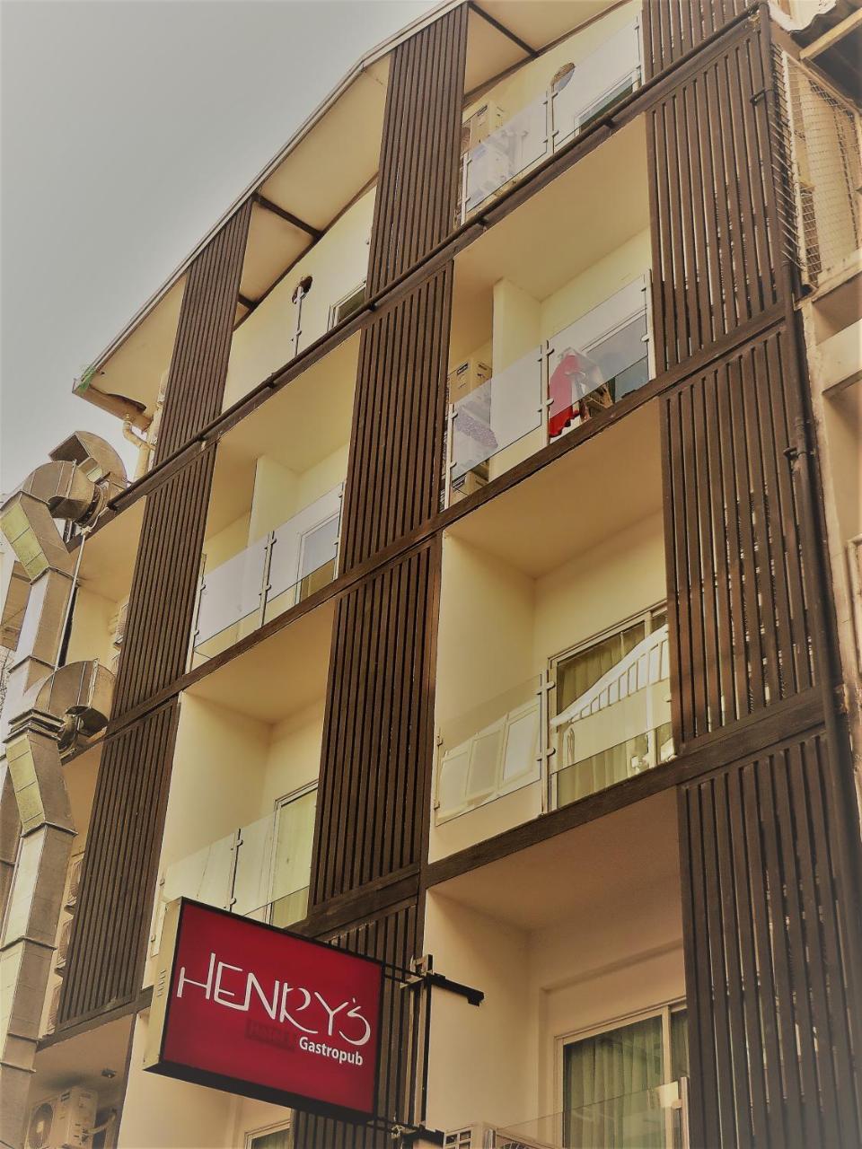 בנגקוק Henry'S Hotel & Gastropub מראה חיצוני תמונה